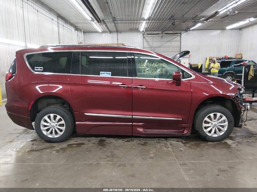 CHRYSLER PACIFICA - zdjęcie 14