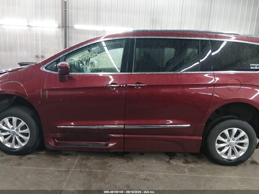 CHRYSLER PACIFICA - zdjęcie 15