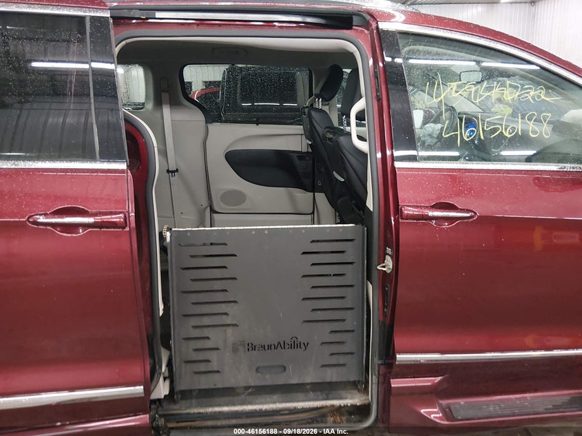 CHRYSLER PACIFICA - zdjęcie 8