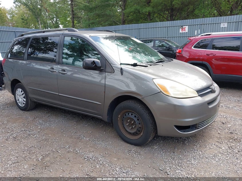 2005 TOYOTA SIENNA auction photo 1