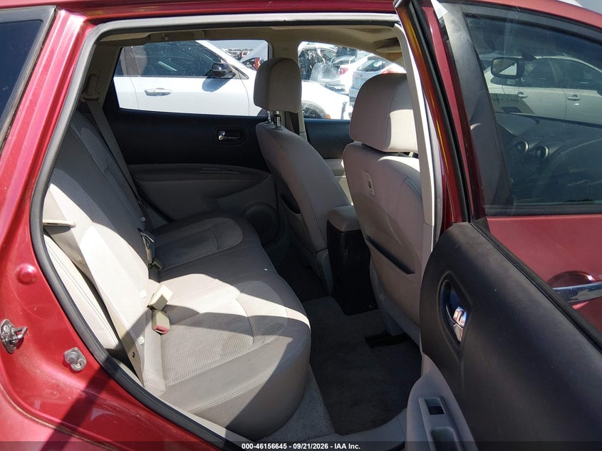Фото 8 - NISSAN ROGUE