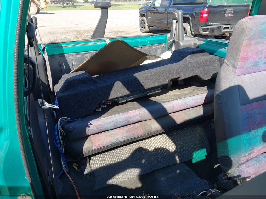 GEO TRACKER 1994 VIN 2CNBJ18U8R6924656