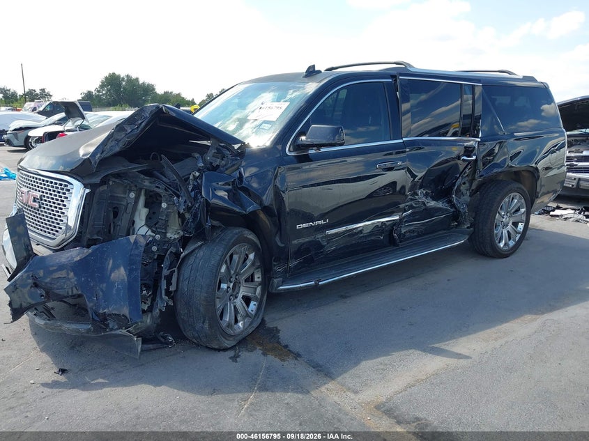 GMC YUKON XL - zdjęcie 2