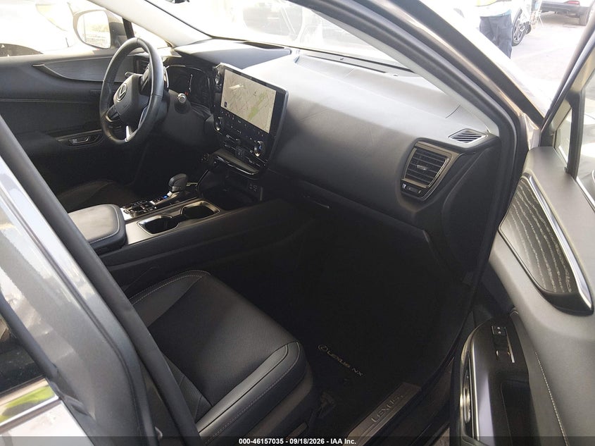 LEXUS NX 450H+ - zdjęcie 5