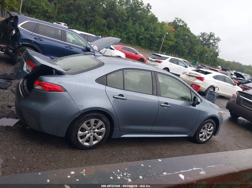 TOYOTA COROLLA - zdjęcie 13