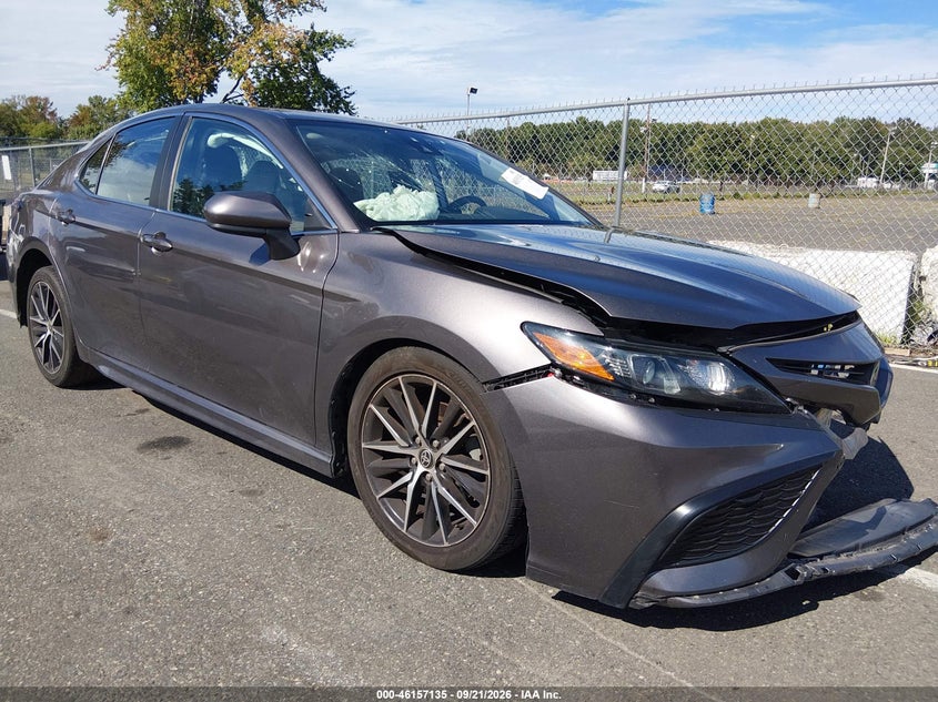 Vin: 4t1g11ak1mu588633, lot: 46656934, toyota camry se 2021 img_1