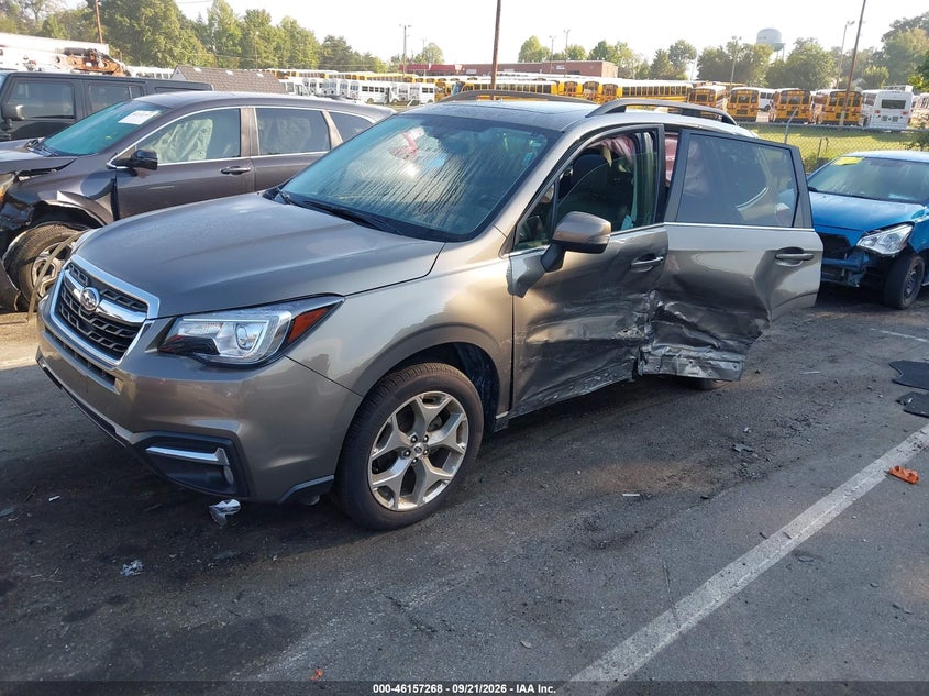 Vin: jf2sjawc2jh512229, lot: 46657067, subaru forester 2.5i touring 20182