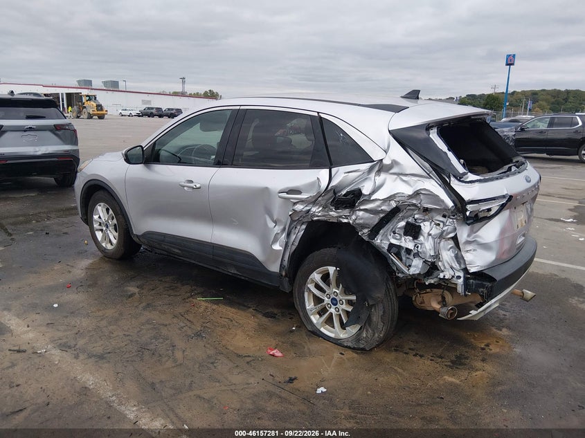 Vin: 1fmcu9g6xlua33306, lot: 46657080, ford escape se 20203