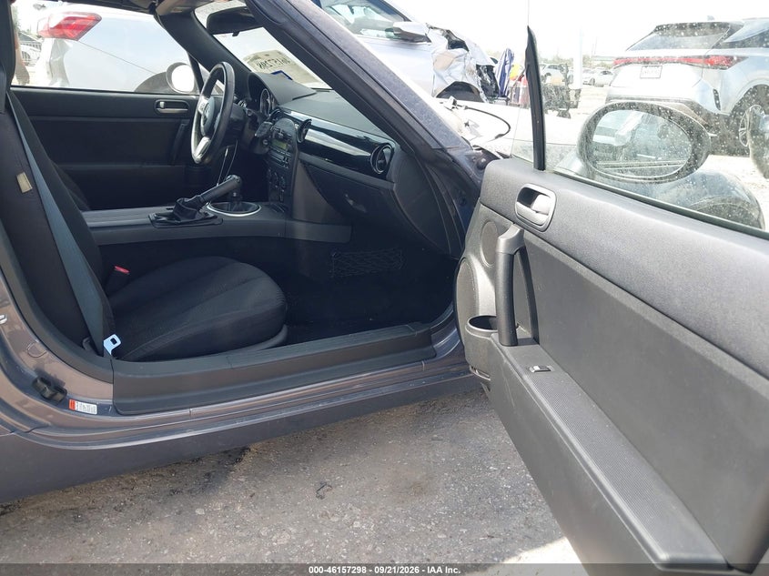 MAZDA MX-5 2006 VIN JM1NC25F160106553