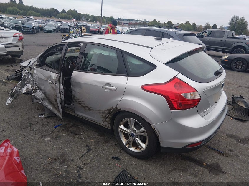 Vin: 1fadp3k21el157108, lot: 46657152, ford focus se 20143