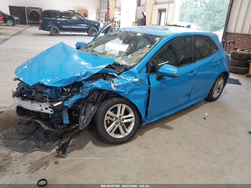 2019 Toyota Corolla, Left Front, IAAI, VIN JTNK4RBE0K3011054 — photo 2