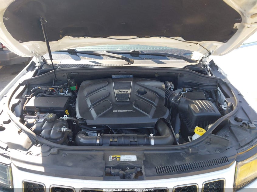 JEEP GRAND CHEROKEE - zdjęcie 10