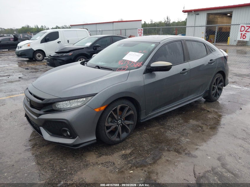 2018 Honda Civic Sport Touring, Неизвестно, IAAI, VIN SHHFK7H90JU230963 — фото 2