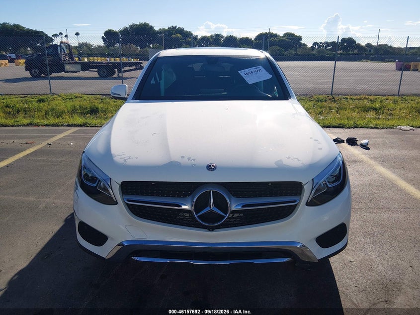 MERCEDES-BENZ GLC 300 COUPE - zdjęcie 12