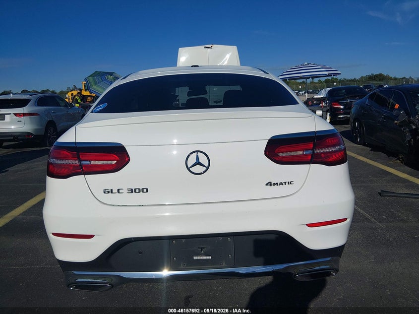 MERCEDES-BENZ GLC 300 COUPE - zdjęcie 16