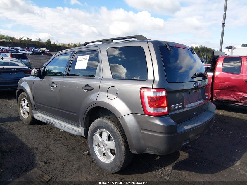 Vin: 1fmcu9d76bkb69679, lot: 46657500, ford escape xlt 20113