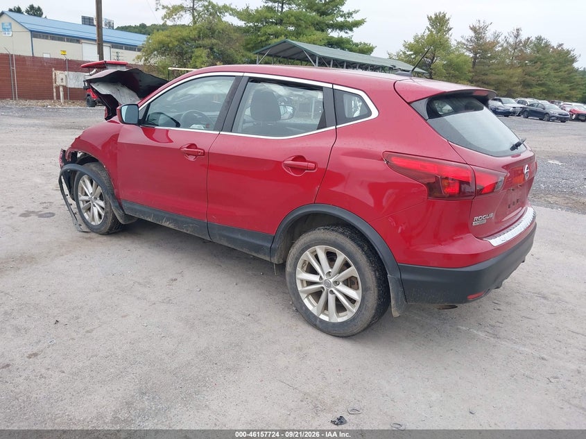 Vin: jn1bj1cr0hw130622, lot: 46657523, nissan rogue sport s 20173