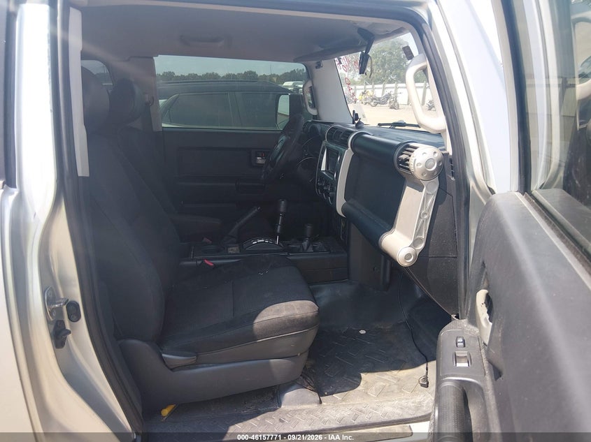 TOYOTA FJ CRUISER 2007 VIN JTEBU11F470097229