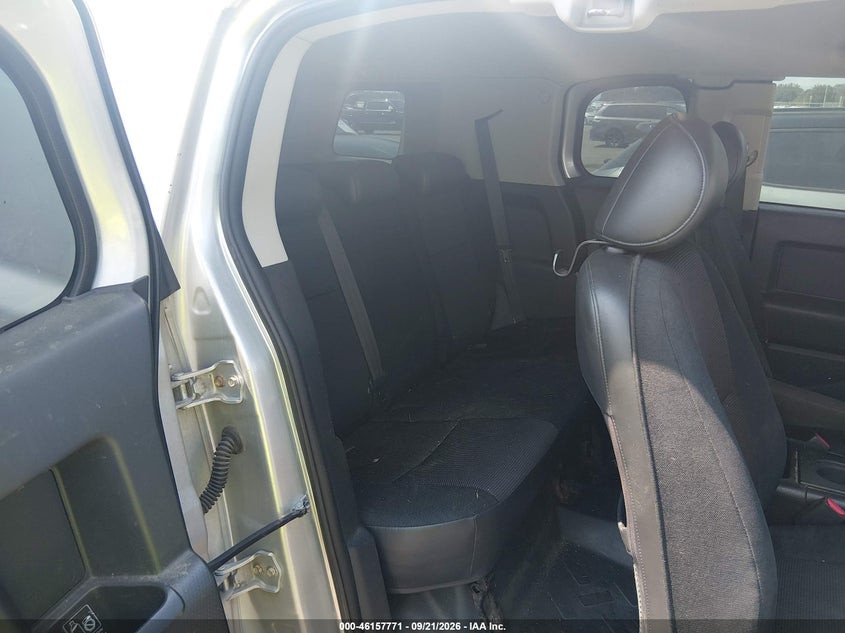 TOYOTA FJ CRUISER 2007 VIN JTEBU11F470097229