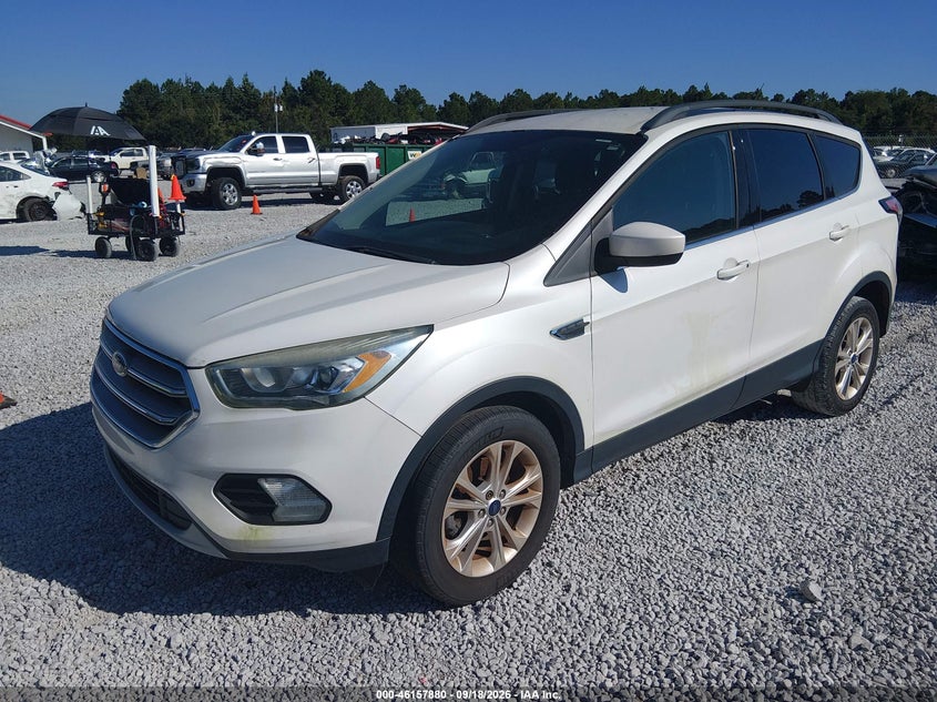 Vin: 1fmcu0gd2hub73089, lot: 46657679, ford escape se 20172