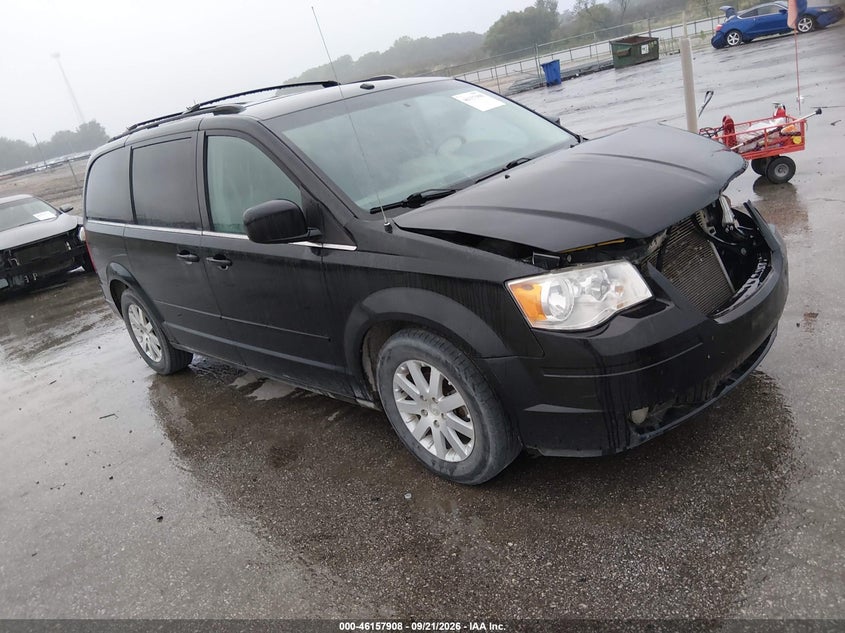 2008 Chrysler Town & Country Touring, Перёд, IAAI, VIN 2A8HR54P88R613569