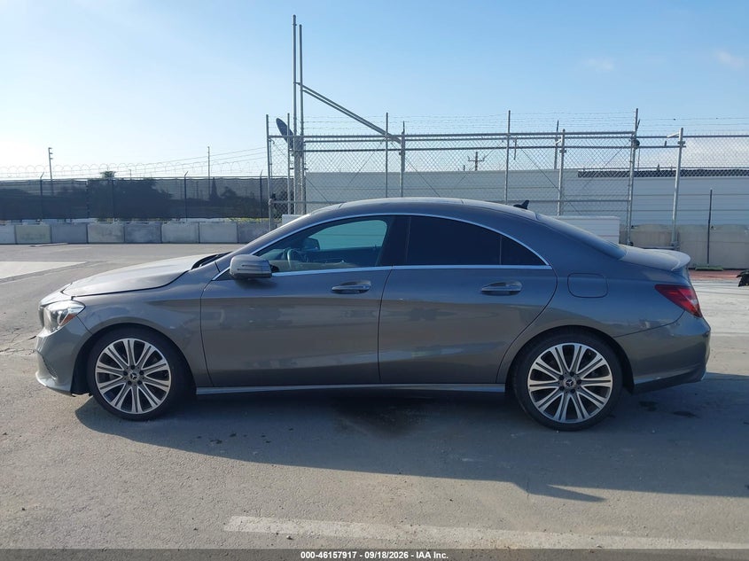 MERCEDES-BENZ CLA 250 - zdjęcie 14