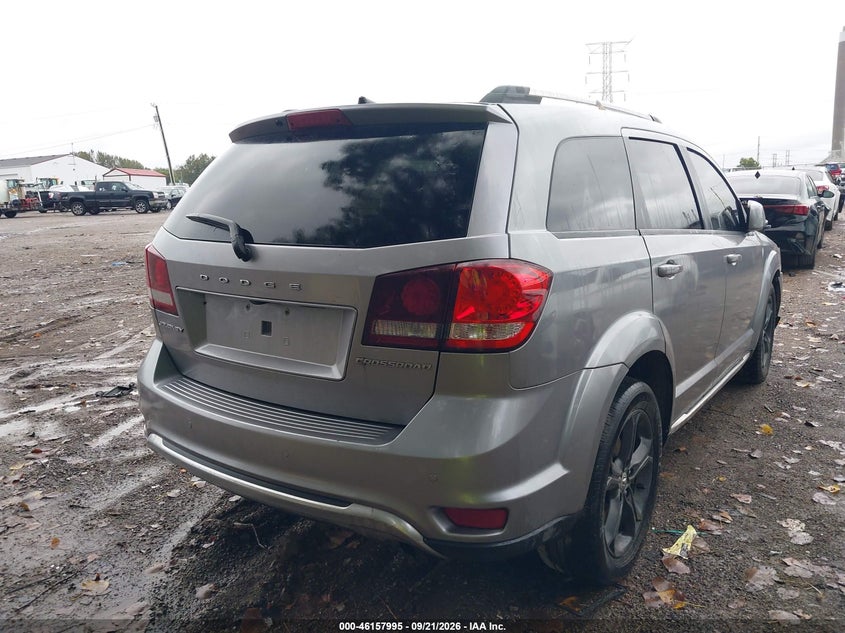 Vin: 3c4pdcgb5lt267752, lot: 46657794, dodge journey crossroad 20204