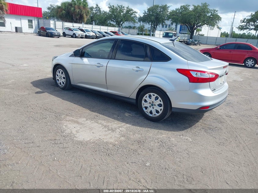 Vin: 1fahp3f24cl298599, lot: 46657806, ford focus se 20123