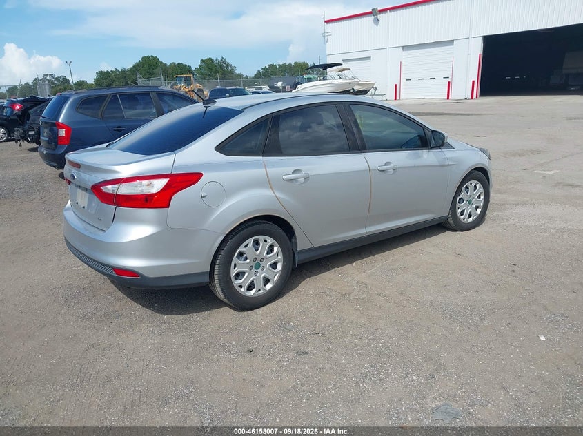 Vin: 1fahp3f24cl298599, lot: 46657806, ford focus se 20124