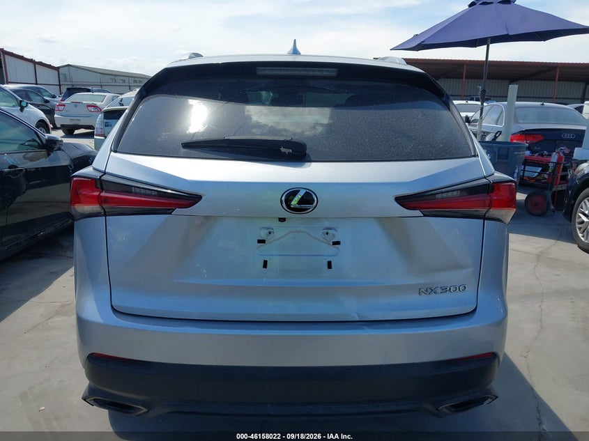 LEXUS NX 300 - zdjęcie 16