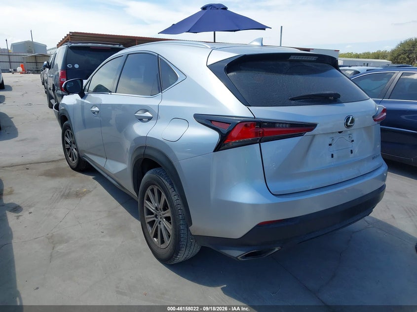 LEXUS NX 300 - zdjęcie 3