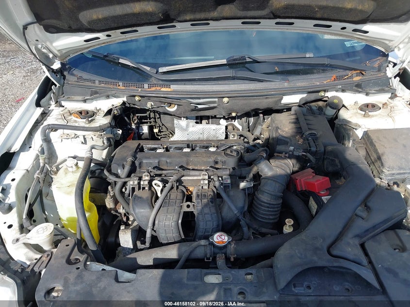 2014 MITSUBISHI LANCER ES · Photo 10