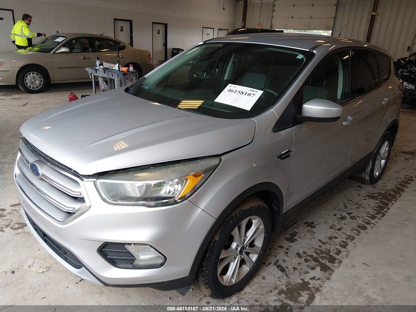 Vin: 1fmcu9gd3hub32569, lot: 46657906, ford escape se 20172