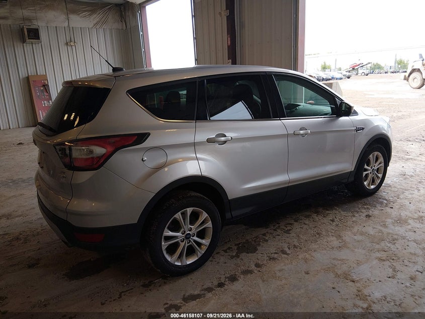 Vin: 1fmcu9gd3hub32569, lot: 46657906, ford escape se 20174