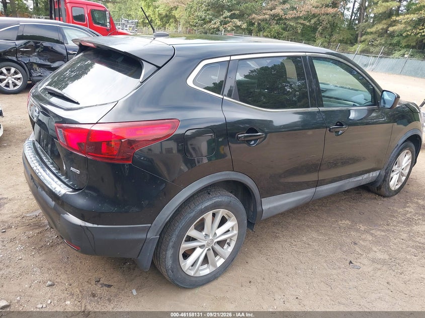 Vin: jn1bj1cr9jw601124, lot: 46657930, nissan rogue sport s 20184
