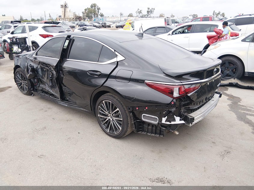 Vin: 58ada1c13su072027, lot: 46658002, lexus es 300h 20253