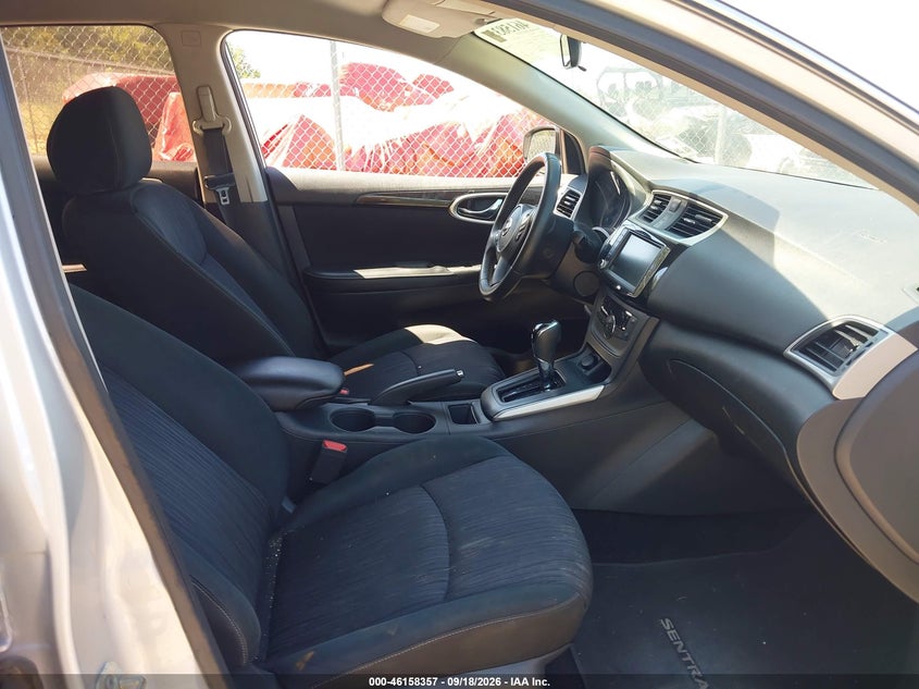2019 NISSAN SENTRA auction photo 5