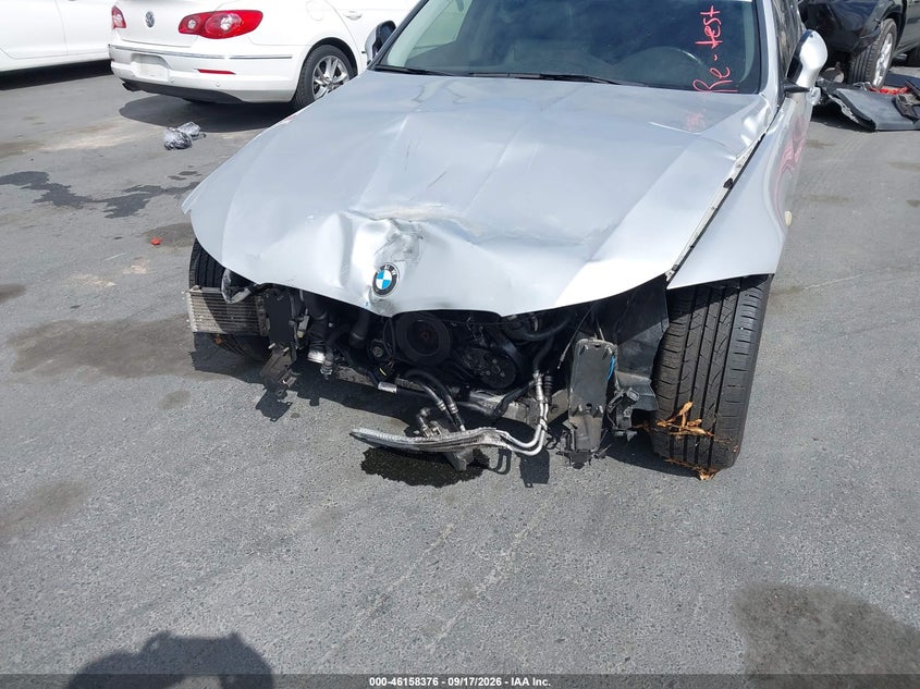 2011 BMW 335I · Фото 6