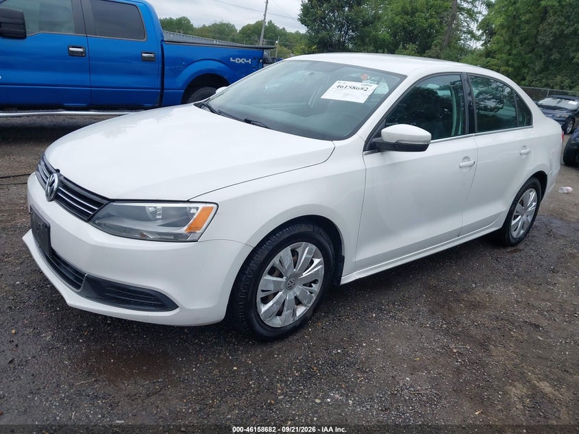 2013 Volkswagen Jetta 2.5L Se, Правый бок, IAAI, VIN 3VWDP7AJXDM241285 — фото 2