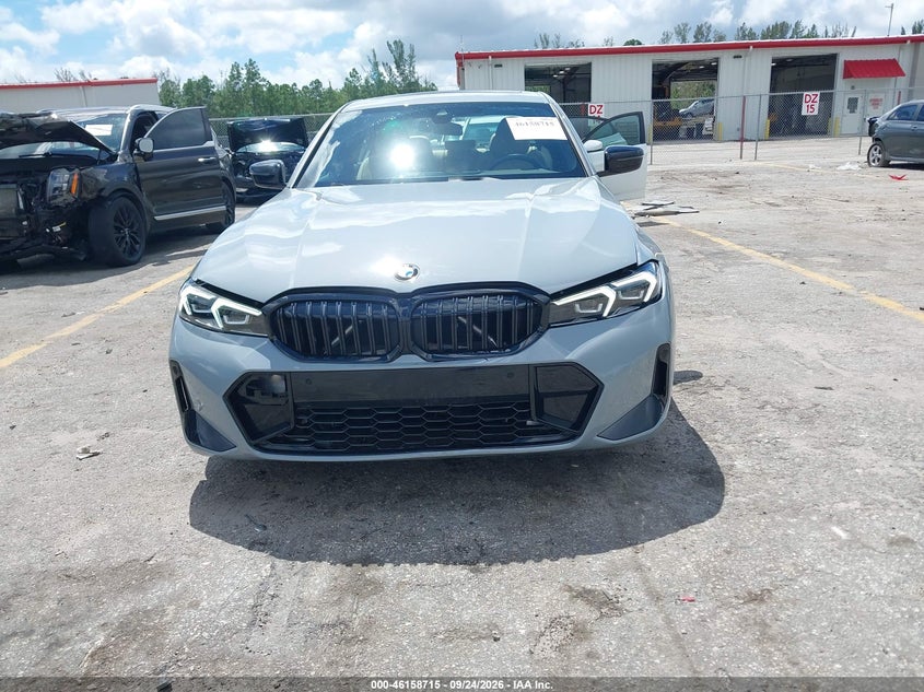 BMW 330I - zdjęcie 12