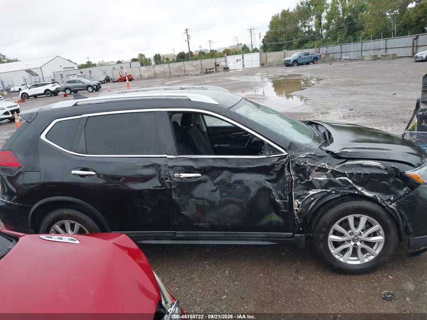 2017 NISSAN ROGUE SV · Фото 13