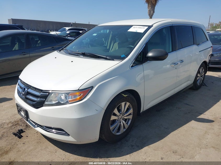 2016 Honda Odyssey, Удар ззаду, IAAI, VIN 5FNRL5H33GB115973 — фото 2