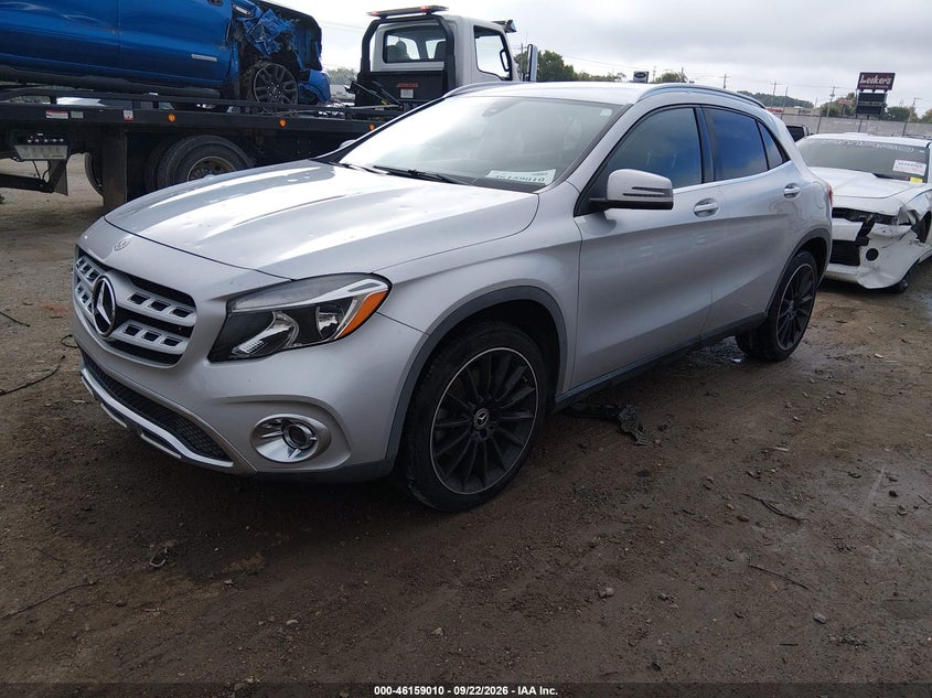 MERCEDES-BENZ GLA 250 - zdjęcie 2