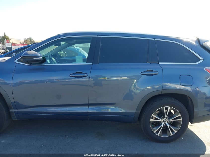 TOYOTA HIGHLANDER - zdjęcie 14