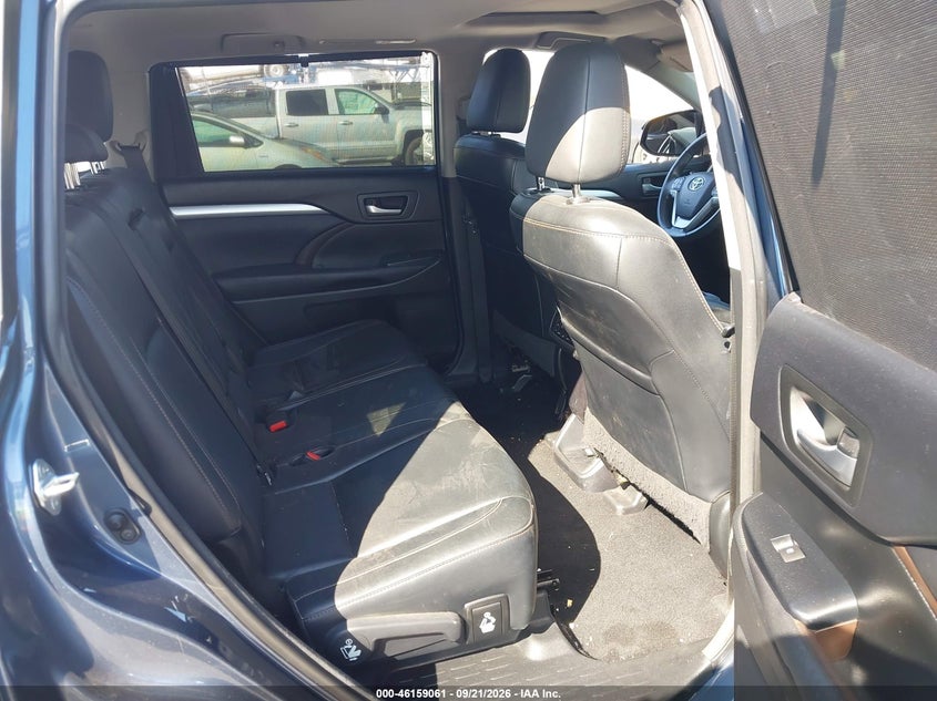 TOYOTA HIGHLANDER - zdjęcie 8