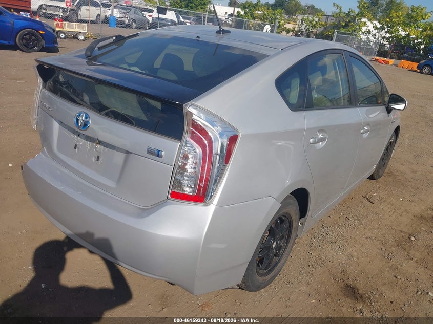 Vin: jtdkn3du2f0437239, lot: 46659142, toyota prius three 20154