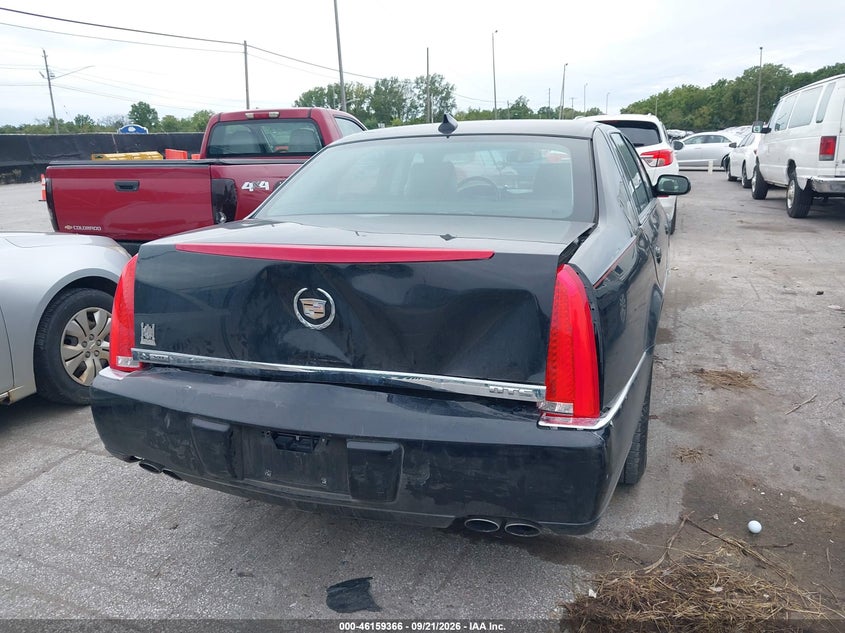 CADILLAC DTS 2011 VIN 1G6KA5E6XBU127188