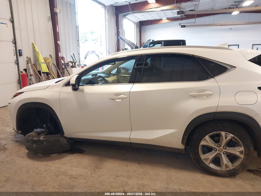 LEXUS NX 200T - zdjęcie 15
