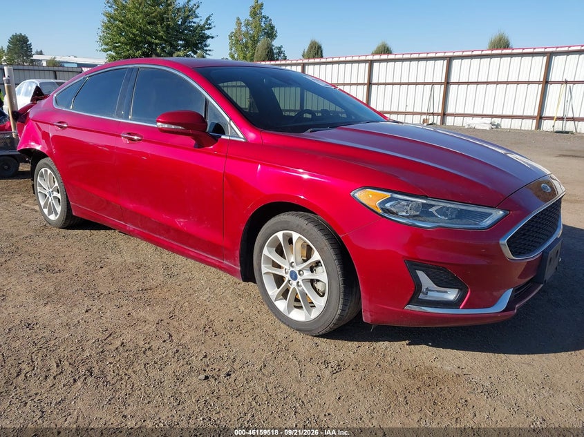 Vin: 3fa6p0su0kr252393, lot: 46659317, ford fusion energi titanium 2019 img_1