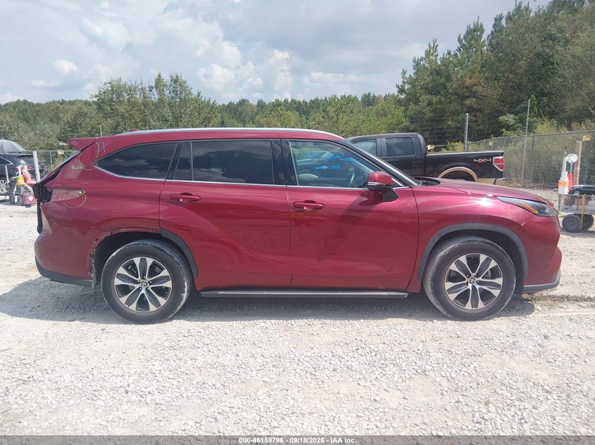 TOYOTA HIGHLANDER - zdjęcie 13